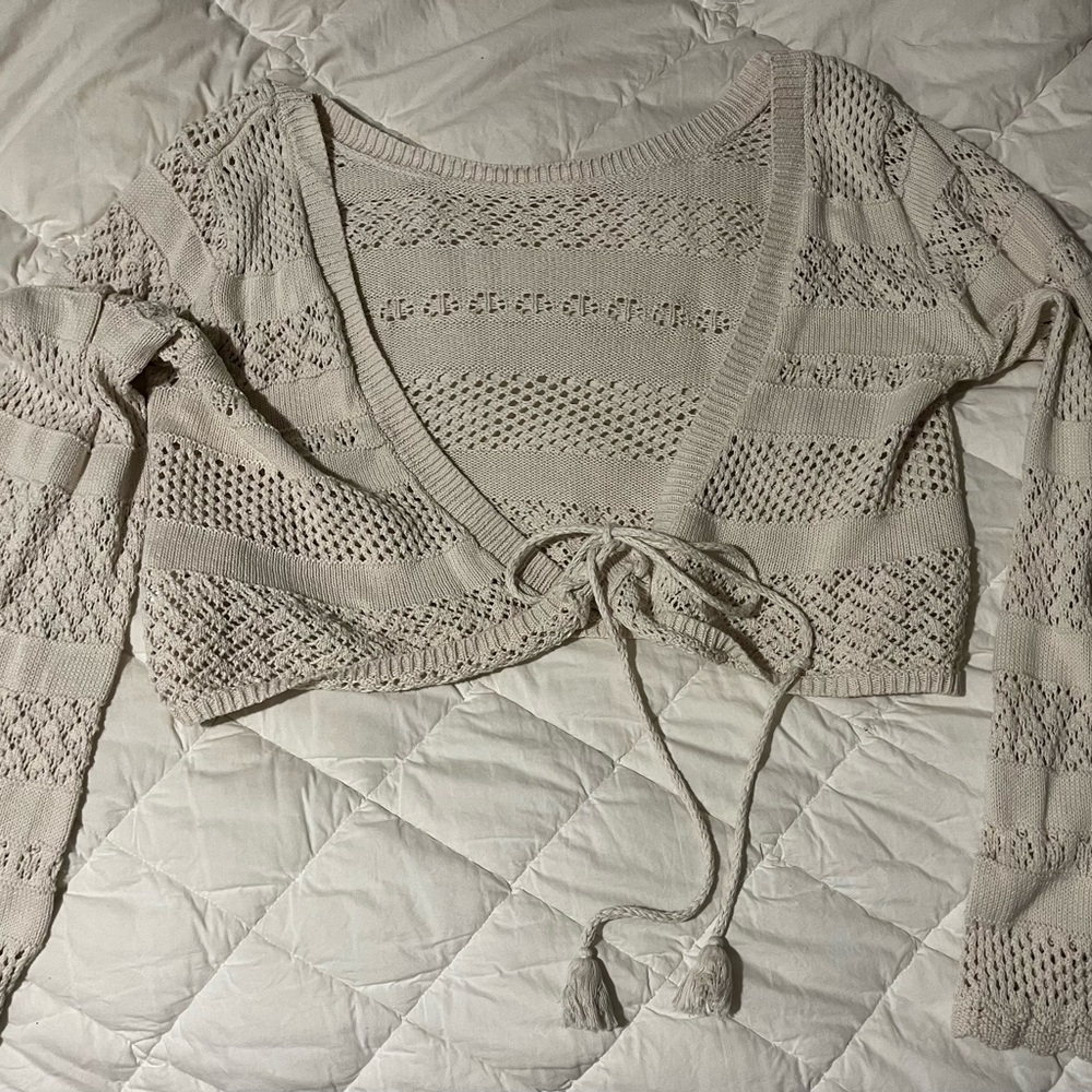 Aerie Cream Knit crop Sweater